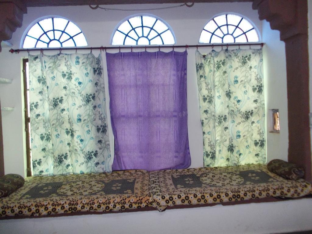 Būndi Raj Mahal Guest House المظهر الخارجي الصورة