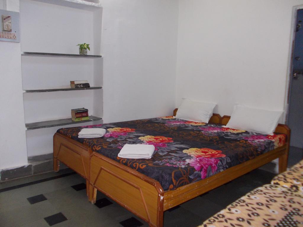 Būndi Raj Mahal Guest House المظهر الخارجي الصورة