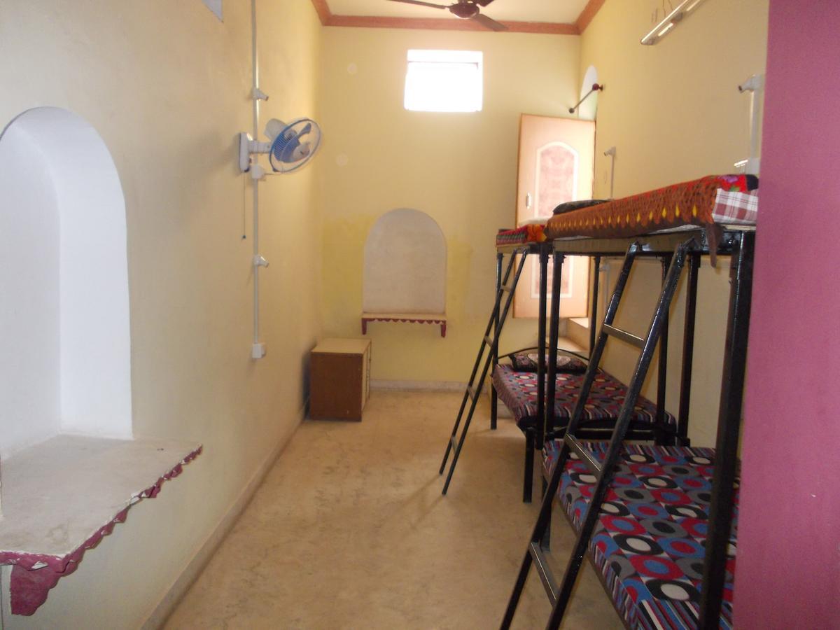 Būndi Raj Mahal Guest House المظهر الخارجي الصورة